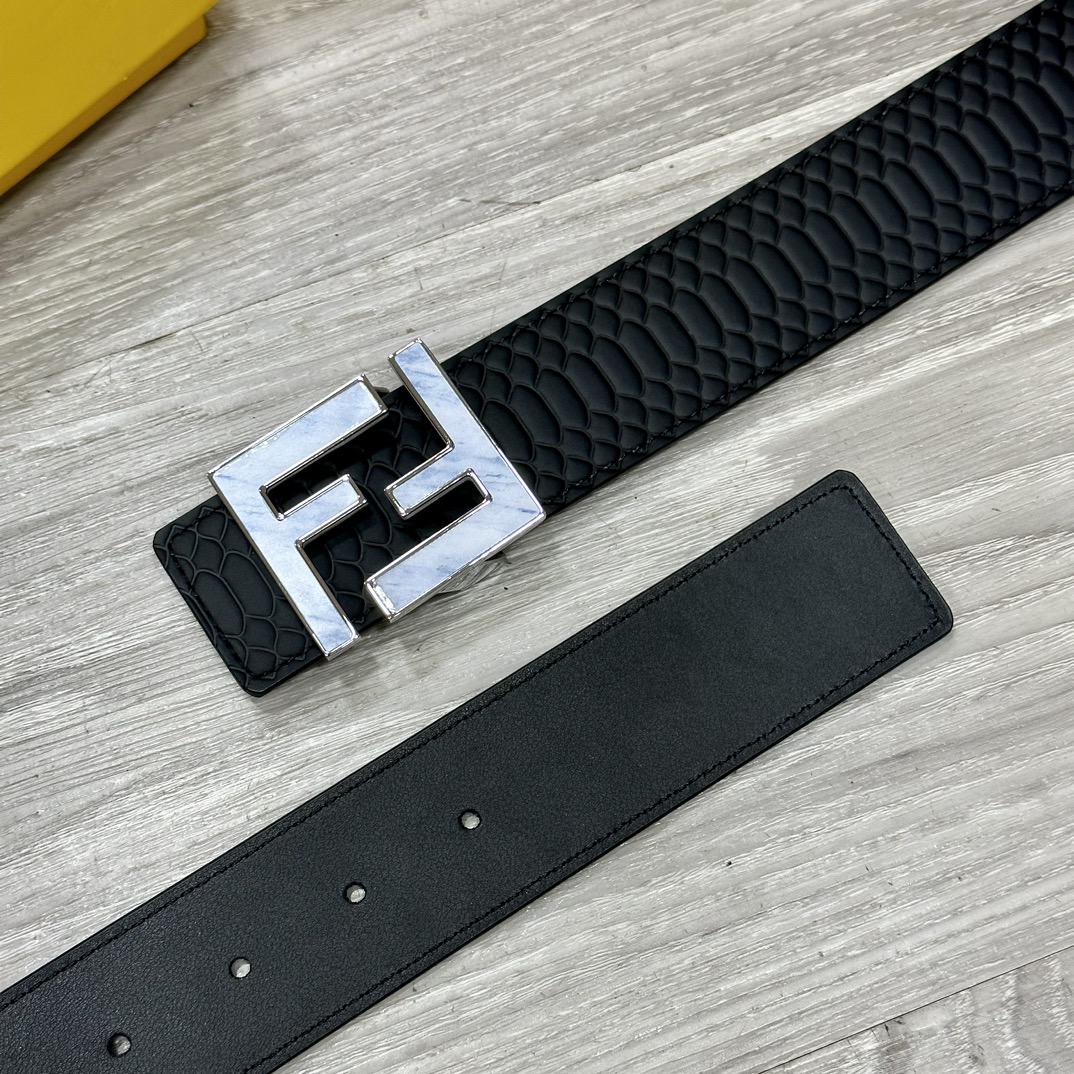 FENDl芬迪宽40MM双面原版小牛