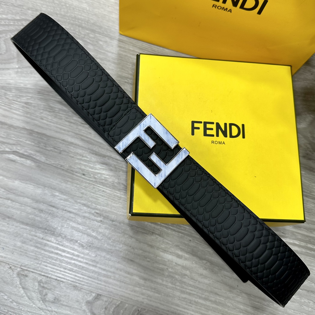 FENDl芬迪宽40MM双面原版小牛