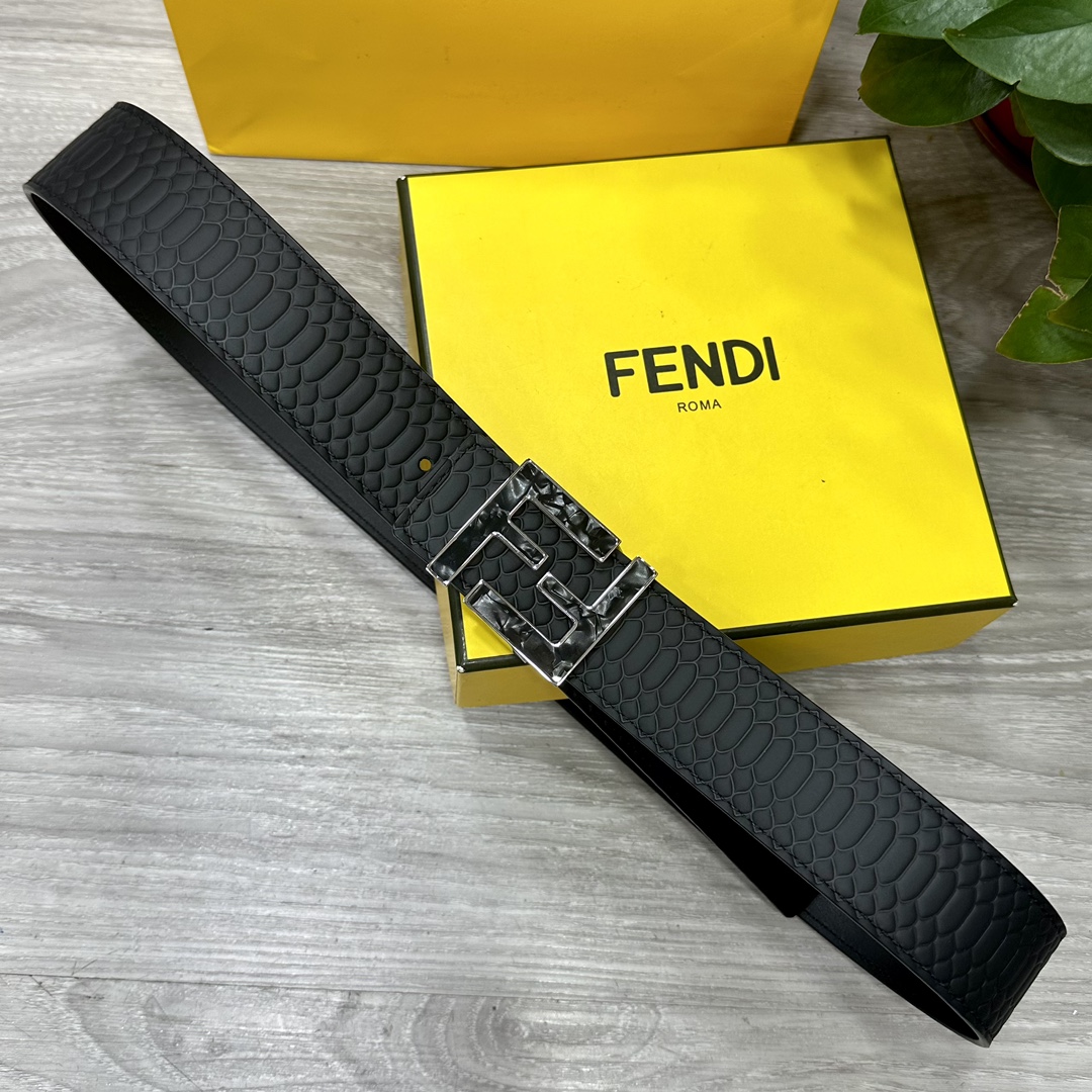 FENDl芬迪宽40MM双面原版小牛