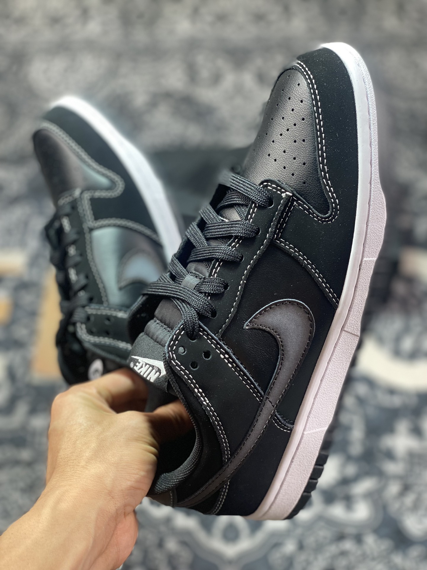 220 Concepts x NK SB Dunk Low FD6923-001