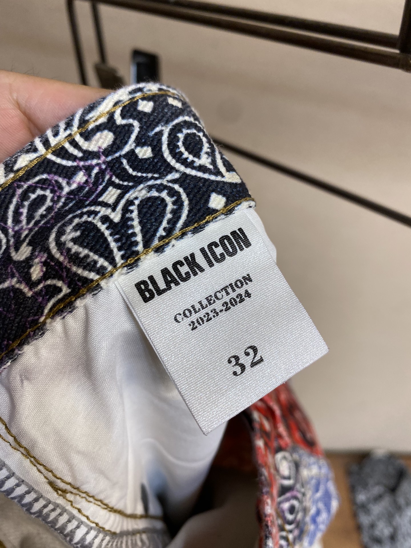 Special-Price Leg-Modified Jeans: Comfortable Fit, Versatile Style, Various Sizes - 图片 6
