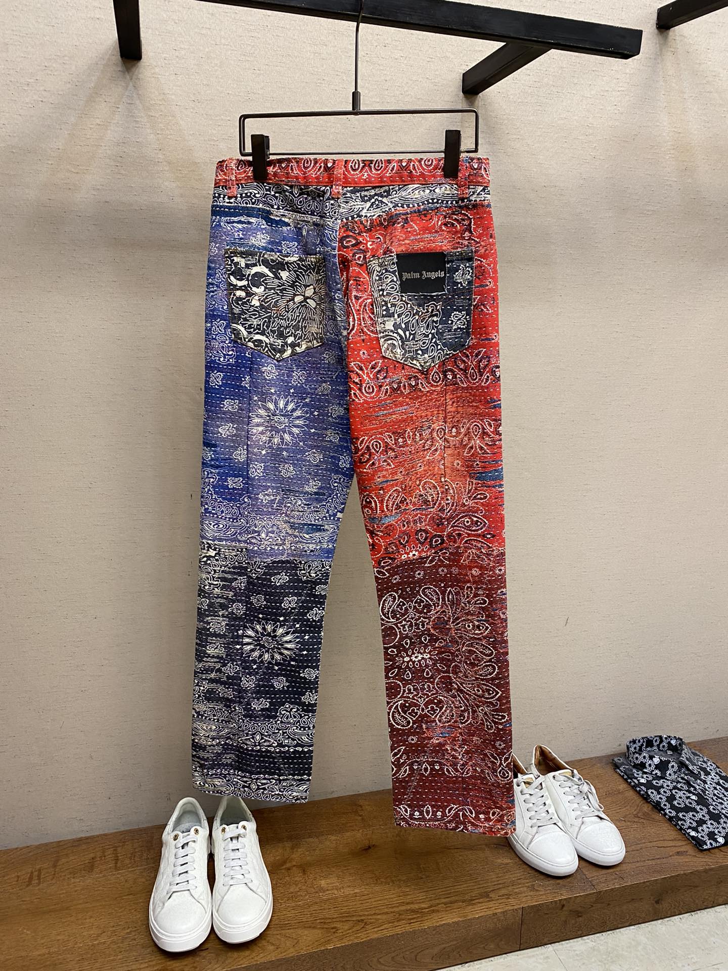 Special-Price Leg-Modified Jeans: Comfortable Fit, Versatile Style, Various Sizes - 图片 2