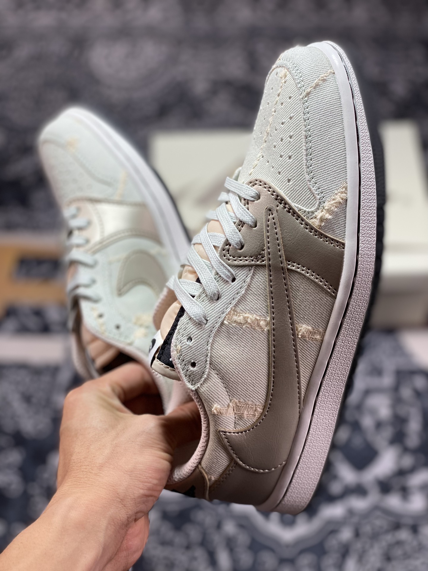 300 Travis Scott x Nike Wmns Air Jordan 1 Low OG SP”Cactus Jack“AJ1乔丹一代篮球鞋“TS联名牛仔布玫瑰金倒钩”DM7866-815