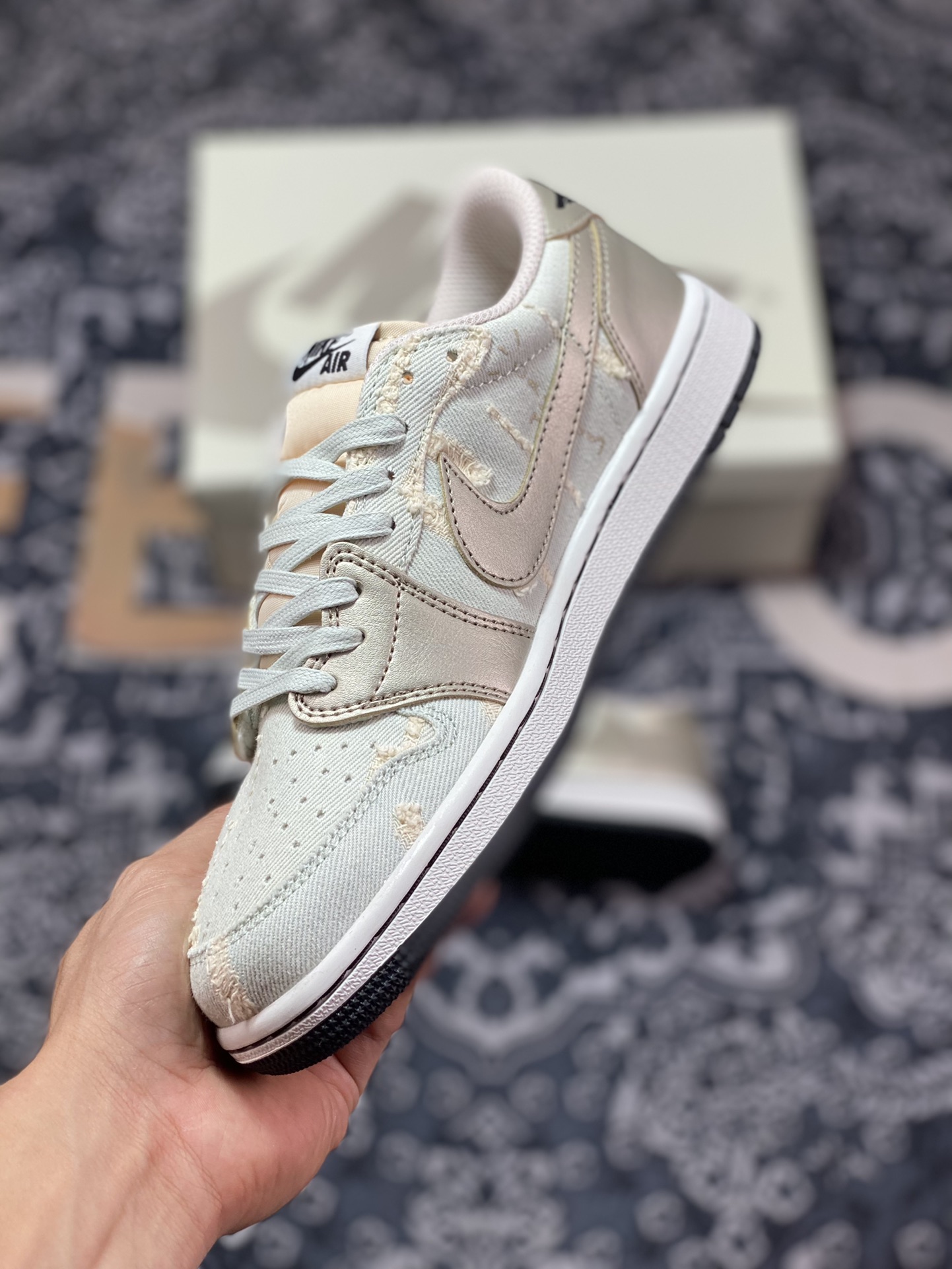 Travis Scott x Nike Wmns Air Jordan 1 Low OG SP ”Cactus Jack” AJ1 Jordan Generation Basketball Shoes ”TS Joint Denim Rose Gold Hook” DM7866-815