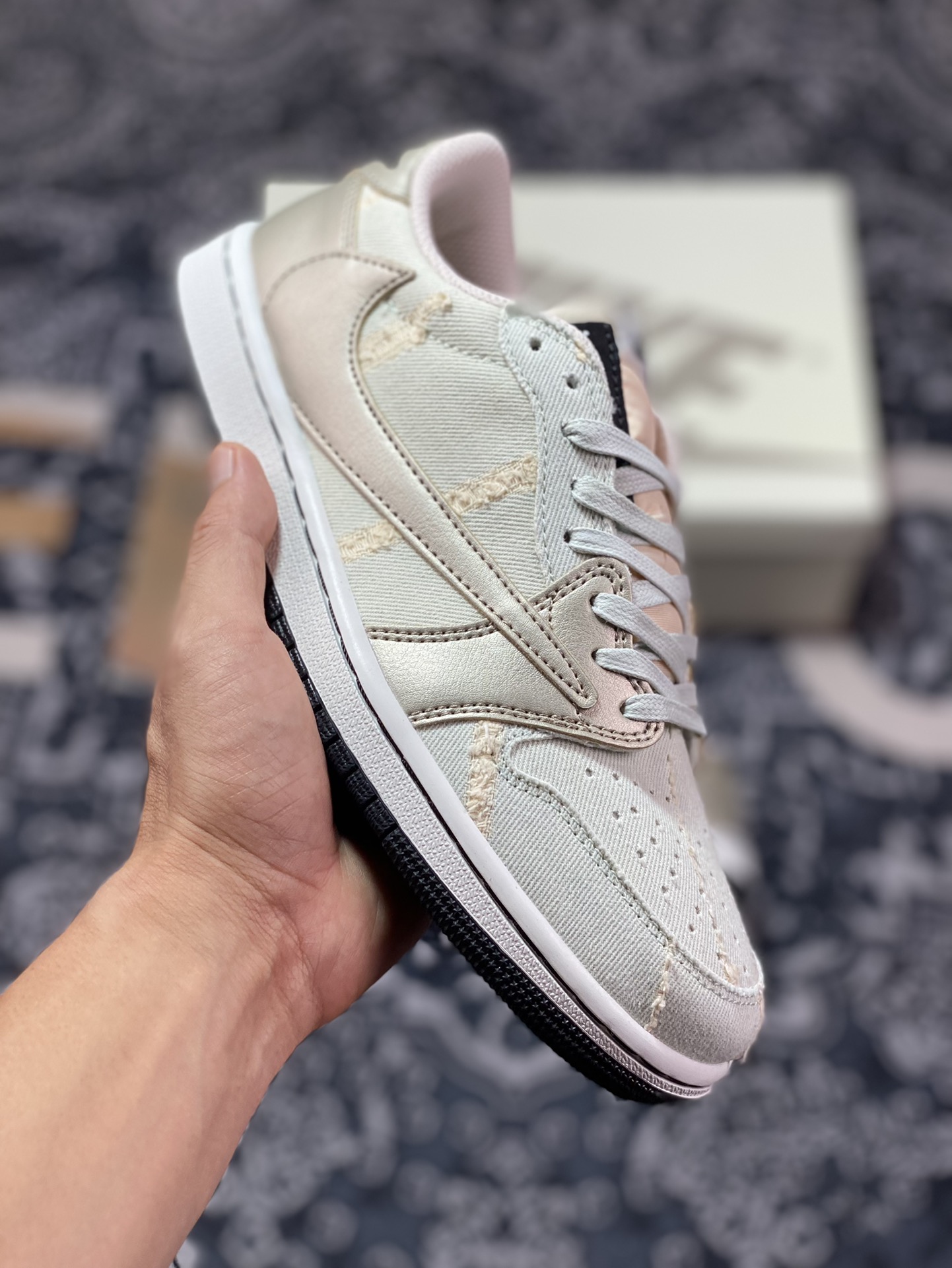 300 Travis Scott x Nike Wmns Air Jordan 1 Low OG SP”Cactus Jack“AJ1乔丹一代篮球鞋“TS联名牛仔布玫瑰金倒钩”DM7866-815