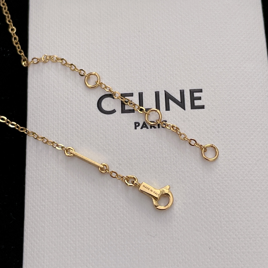 CNC Sculptor Crafting Clear and Clean Lines with Beautiful Blingblings - 图片 6