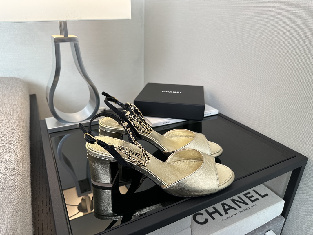 Chanel 23A Slingback Heels - Gold Leather with Chain Detail 2 i1690201786 486 2