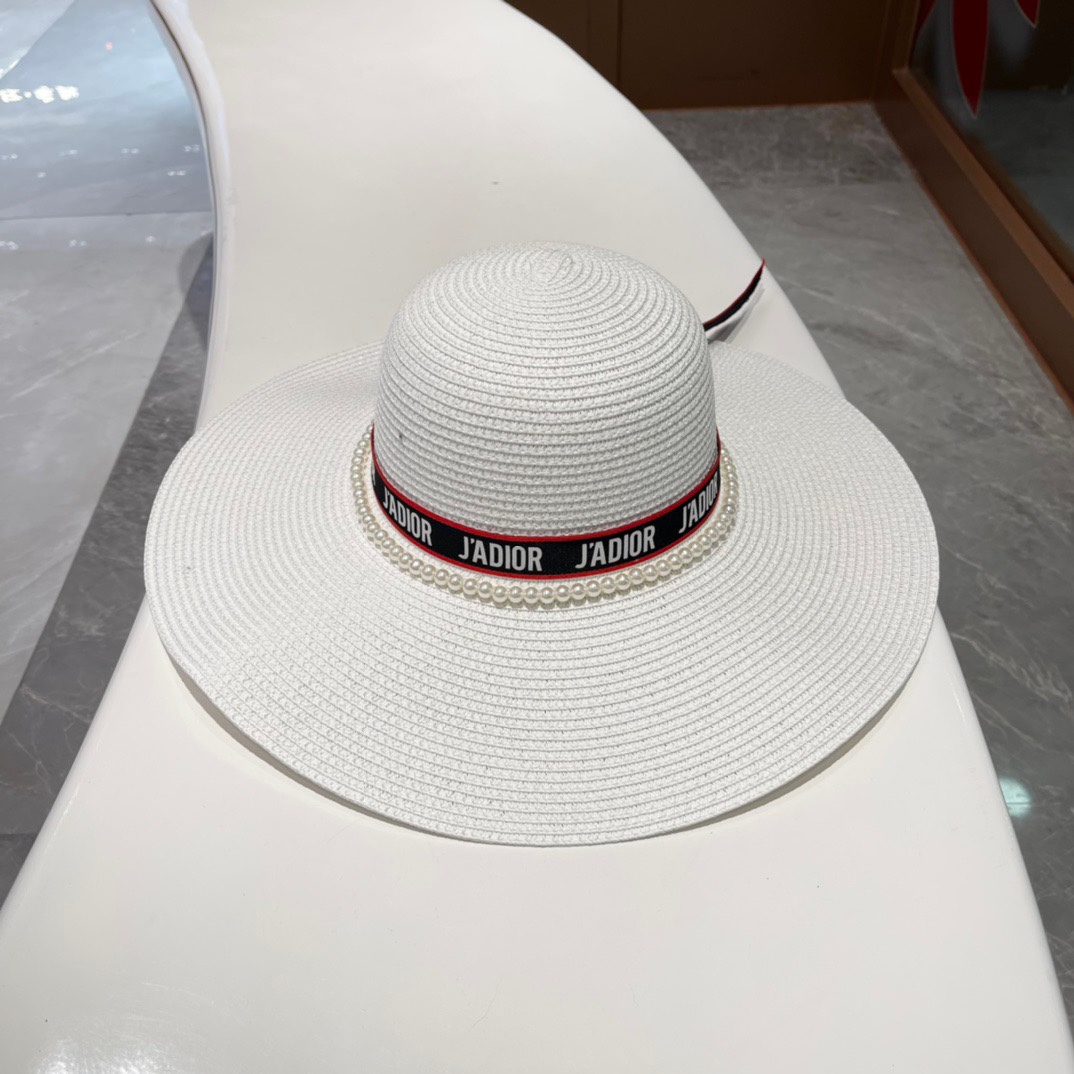 NO:349224,【DIOR】New large-brimmed ribbon pearl spliced ​​straw shaved sunshade straw hat beach style, simple and elegant, versatile single item~ the first choice for outing the street, the new hat shape is super beautiful, the new product is on the shelves of the hat straw hat fisherman hat baseball hat, hat, dior, dior, espadrilles, espadrilles, hats【DIOR迪奥】 新款大檐丝带珍珠拼接草编遮阳草帽礼帽沙滩风,简约大方,百搭单品～出街首选,新款帽型超美腻,新品上架帽子草帽渔夫帽棒球帽,帽子,dior,dior,espadrilles,espadrilles,hats,hat