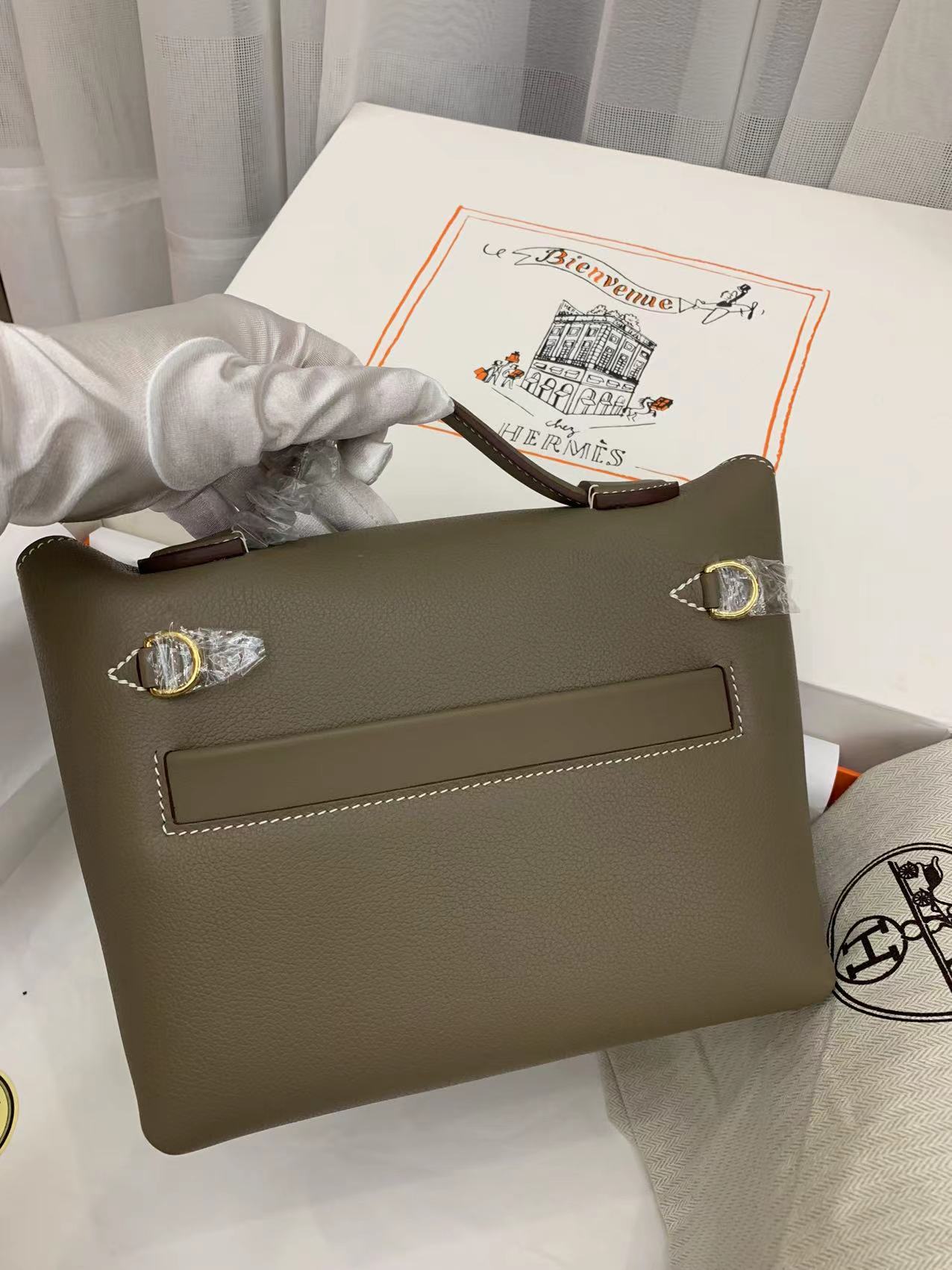 Kelly Mini 2424 Top Handle Bag, Versatile Leather Handbag with Shoulder Strap 5 a1690229556759 3222