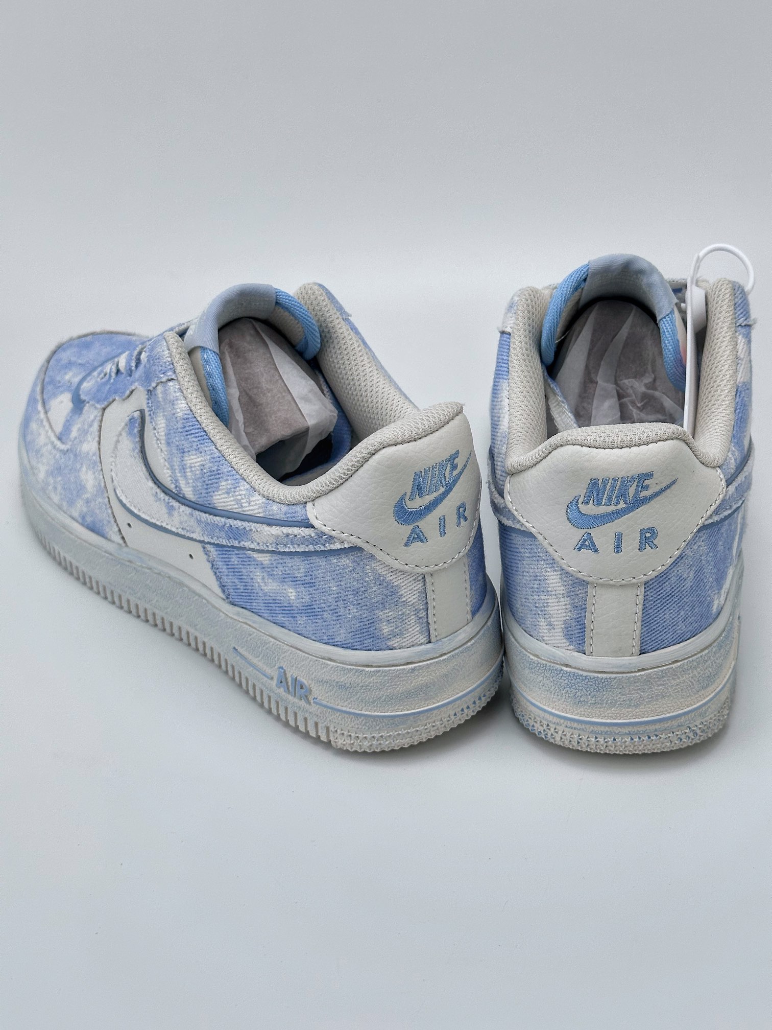 Nike Air Force 1 Low 07 White and Blue Tie-Dye Canvas FB0607-022