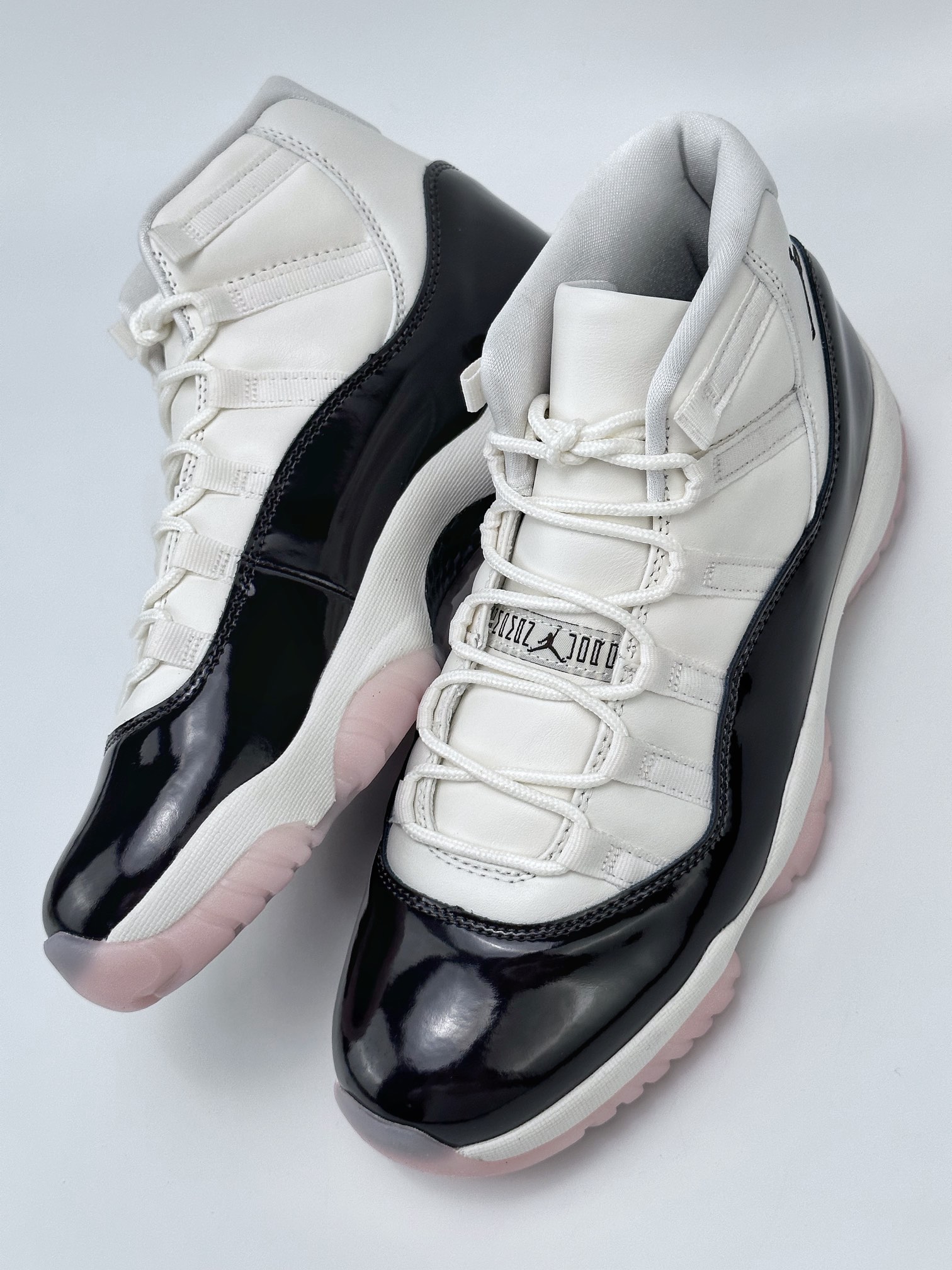 Air Jordan 11 Low ”Neapolitan” Lotus Root Powder AJ11 Foundation Kangkou AR0715-101