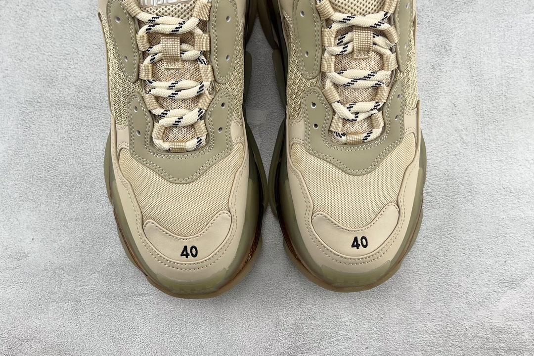 450 Balenciaga巴黎世家 Triple S 奶茶色 541624 W2GA1 9100