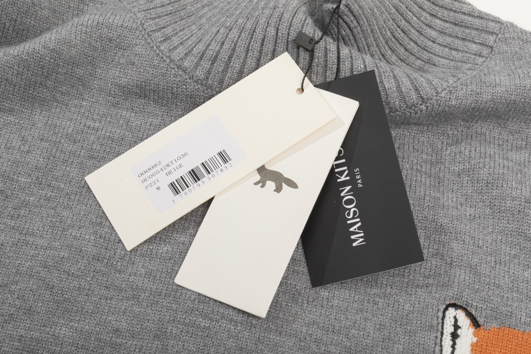 2023 Maison Kitsuné Pre-Burst Fox Embroidery Sweater with Cap Details. - 图片 8