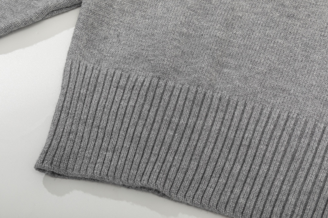 2023 Maison Kitsuné Pre-Burst Fox Embroidery Sweater with Cap Details. - 图片 6