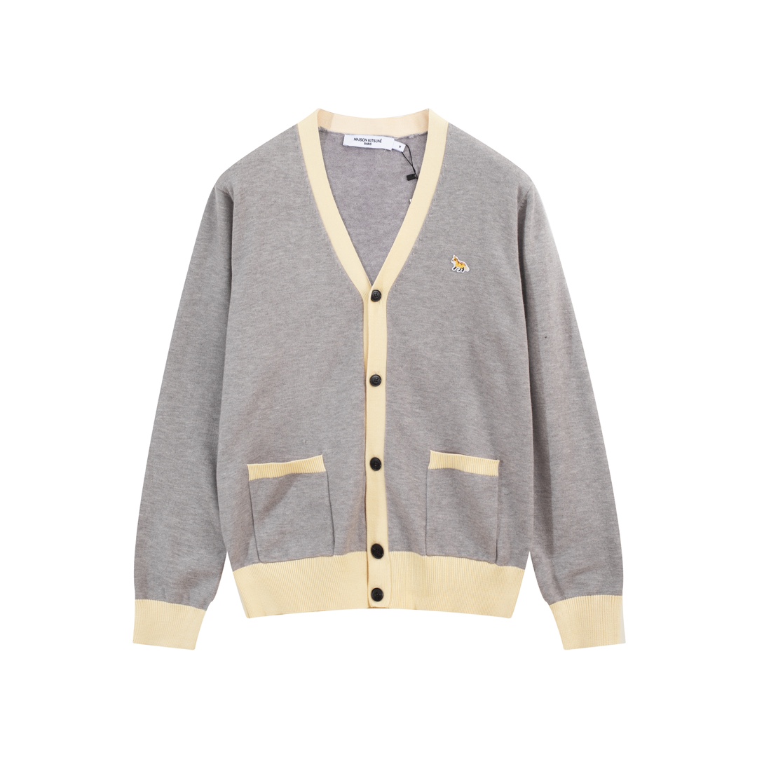 Maison Kitsuné 2023 Classic Autumn Fox Embroidery V-Neck Shirts Overview - 图片 3