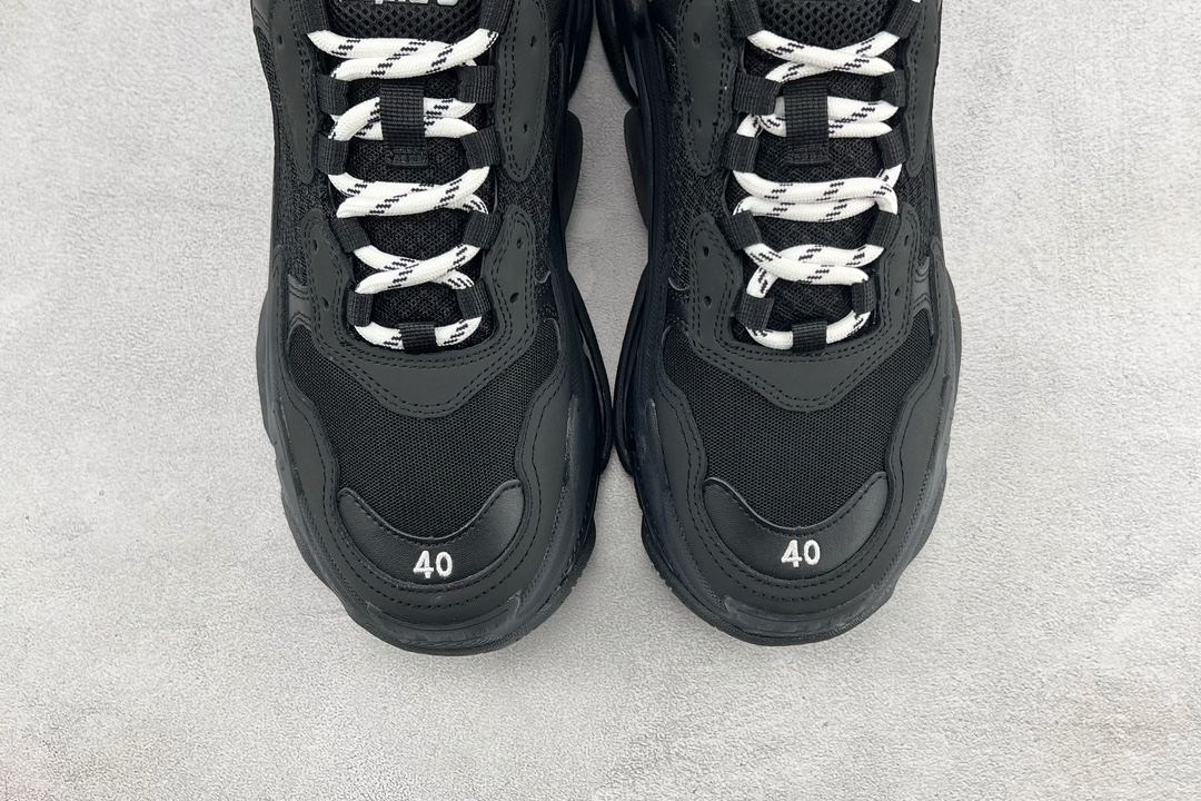 450 Balenciaga巴黎世家 Triple S 黑色 541624 W2FB1 1000