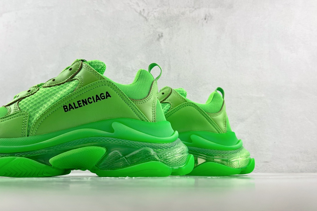 450 Balenciaga巴黎世家 Triple S 绿色 541624 W2GR1 3801