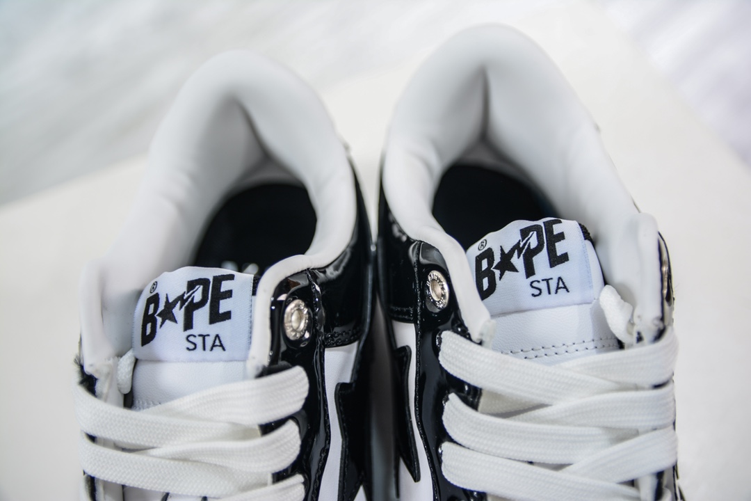 T version of Bape Sta To Low ape head classic patent leather low-top sports casual sneakers