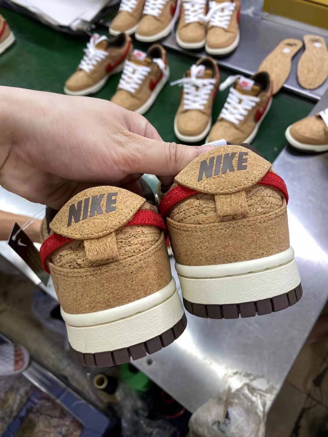 AY original foreign trade special clot x Nike dunk low Guan Xi cork replacement hook FN0317-121