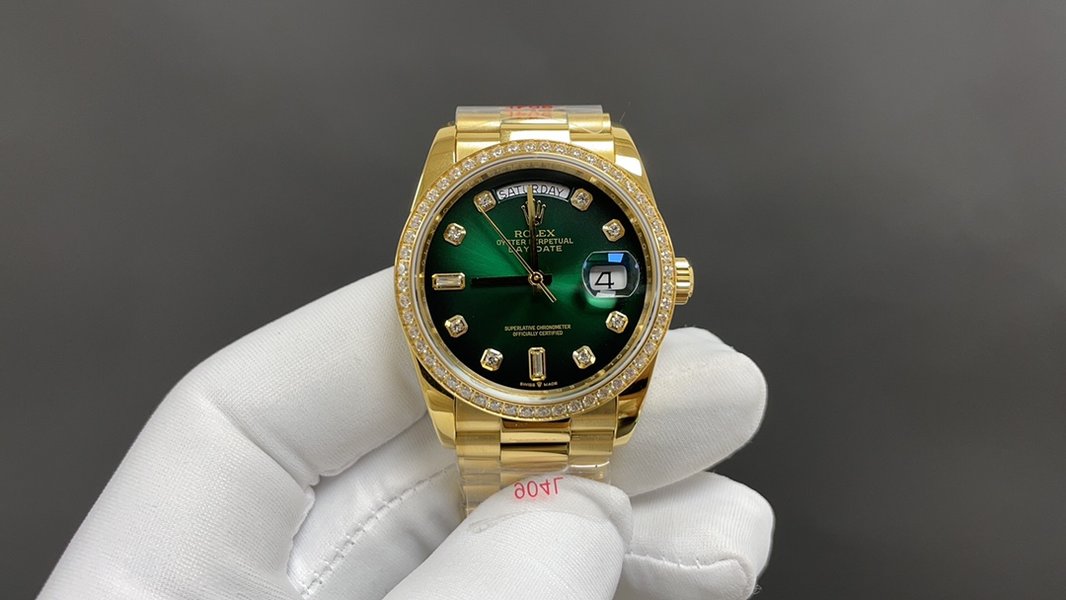 AAAA Customize Rolex Watch Gold Green Yellow