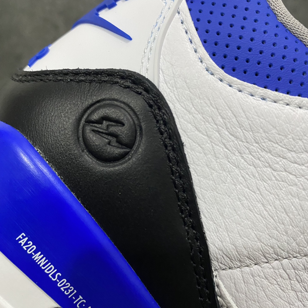 图片[2]-【莞产纯原】Fragment Design x Air Jordan AJ3 藤原浩闪电联名 DA3595-105东莞元老级版师操刀倾力打造全网最强三代 原楦原纸板开发 确保原汁原味 字体间距大小 一码一段还原ZP 原厂闪电⚡Logo高频工艺 深浅饱满度 吊打市面 原厂皮料质感色泽绝无偏差 完美中底拉帮 原厂中底钢印  原档案大底 如假白送 大底纹路 气垫通透度PU的回弹性均百分百还原 原厂电绣鞋舌飞人刺绣针数立体讲究精细欢迎对比正品原鞋 SIZE：40 40.5 41 42 42.5 43 44 44.5 45 46 47.5-莆田鞋批发中心