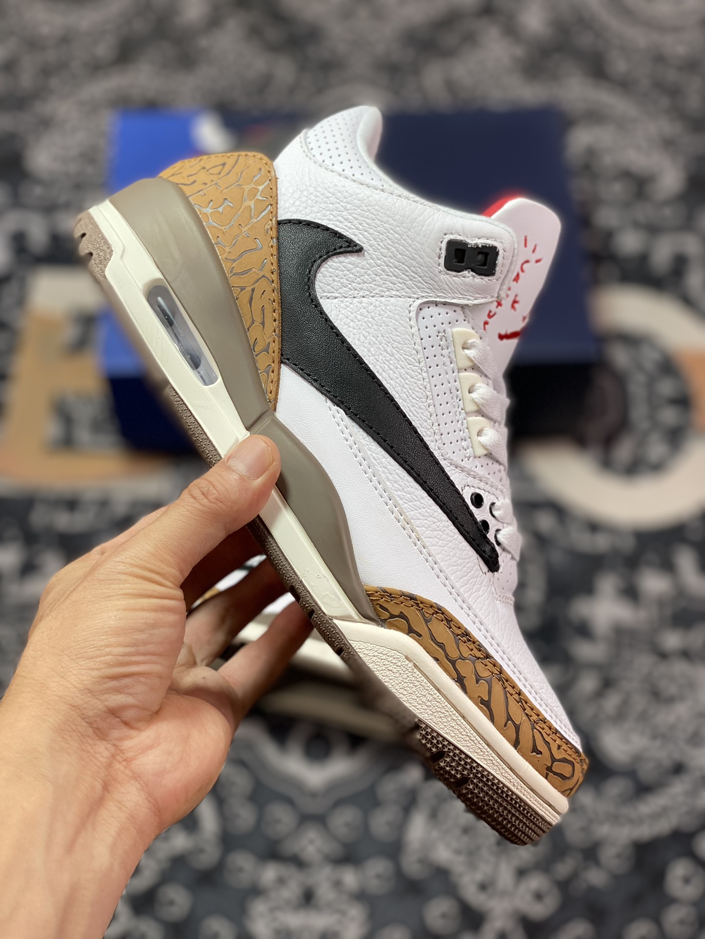 Travis Scott x Ai Jordan 3 Retro Jordan 3 White Brown Barbed Hook CT8532-120