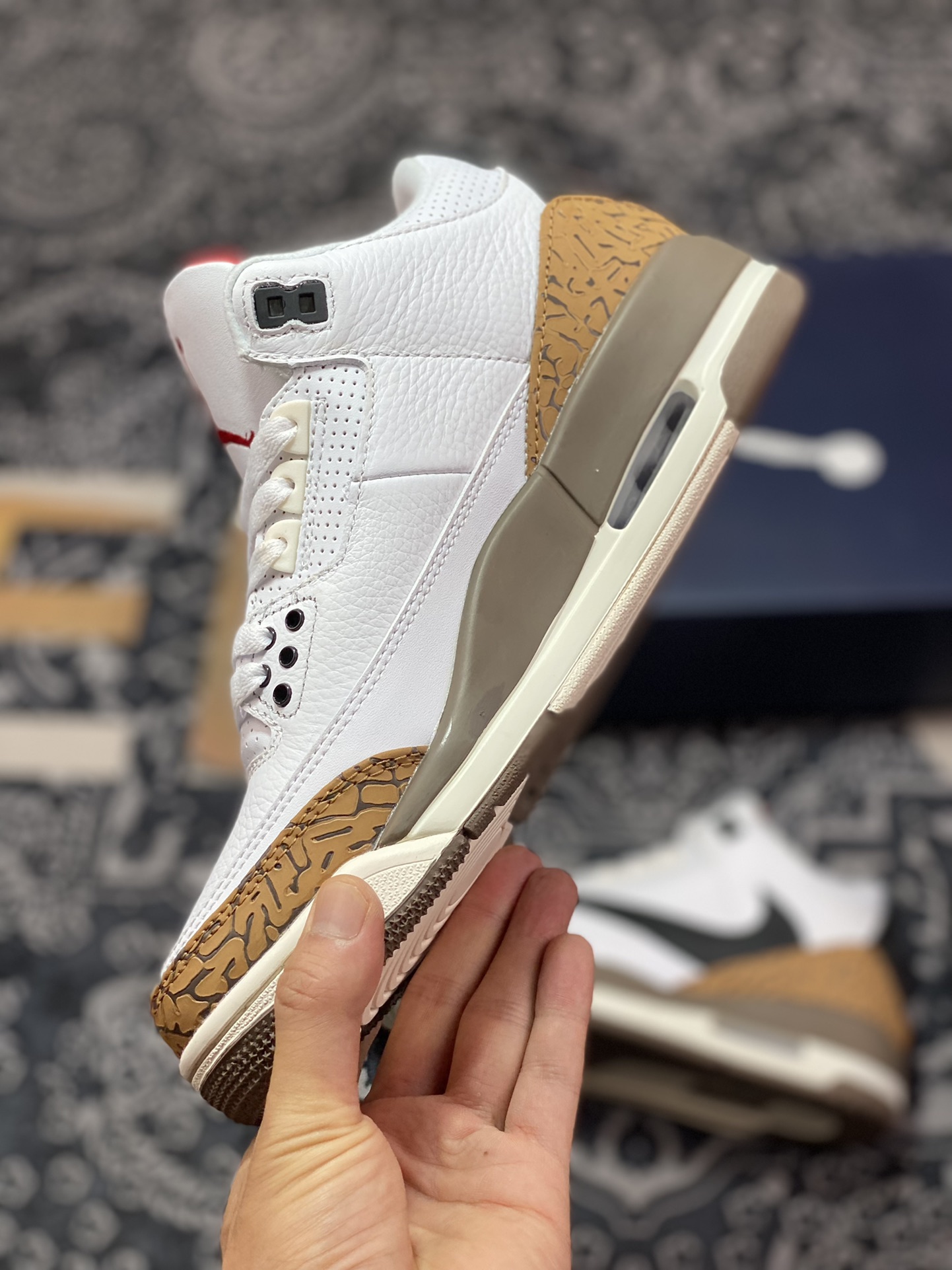 Travis Scott x Ai Jordan 3 Retro Jordan 3 White Brown Barbed Hook CT8532-120