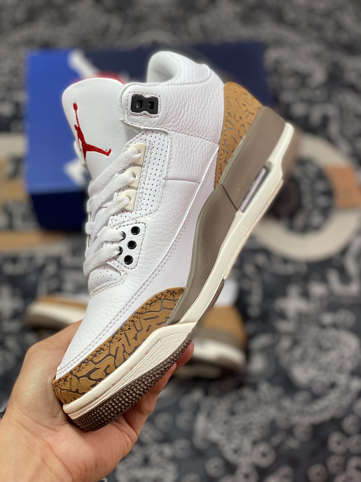 Travis Scott x Ai Jordan 3 Retro Jordan 3 White Brown Barbed Hook CT8532-120