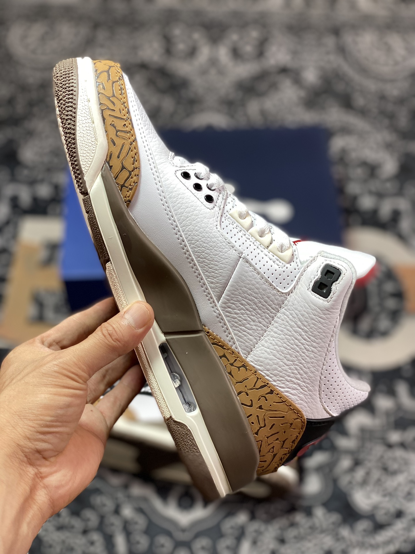 Travis Scott x Ai Jordan 3 Retro Jordan 3 White Brown Barbed Hook CT8532-120