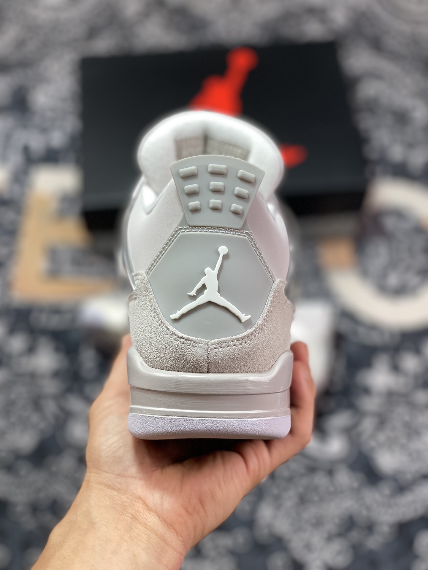 Air Jordan 4 WMNS ”Frozen Moments” aj4 electroplated silver AQ9129-001