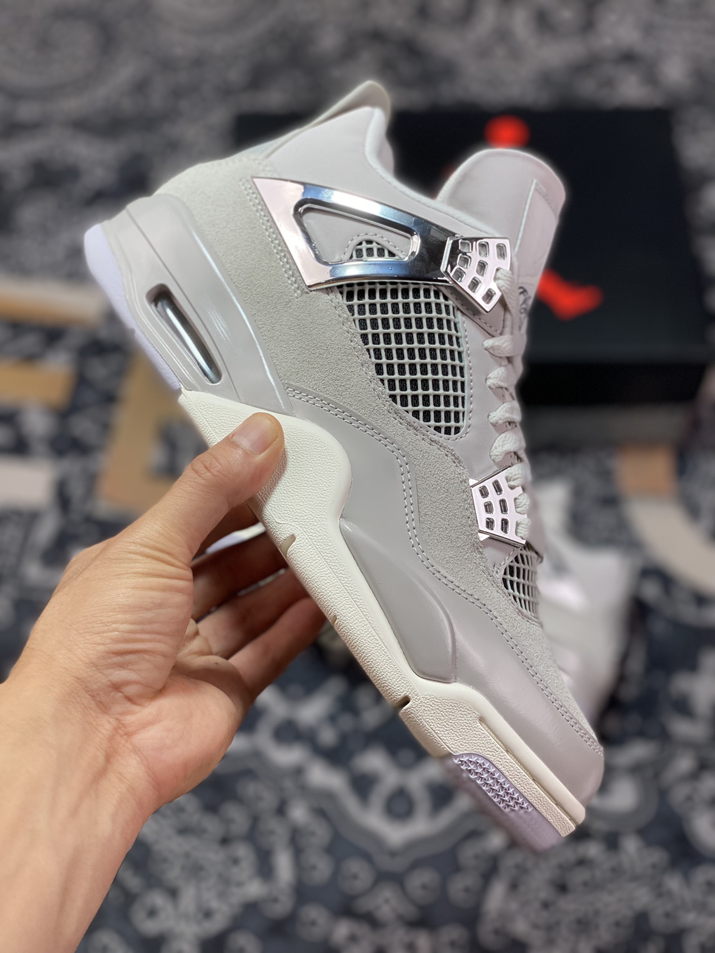 Air Jordan 4 WMNS ”Frozen Moments” aj4 electroplated silver AQ9129-001