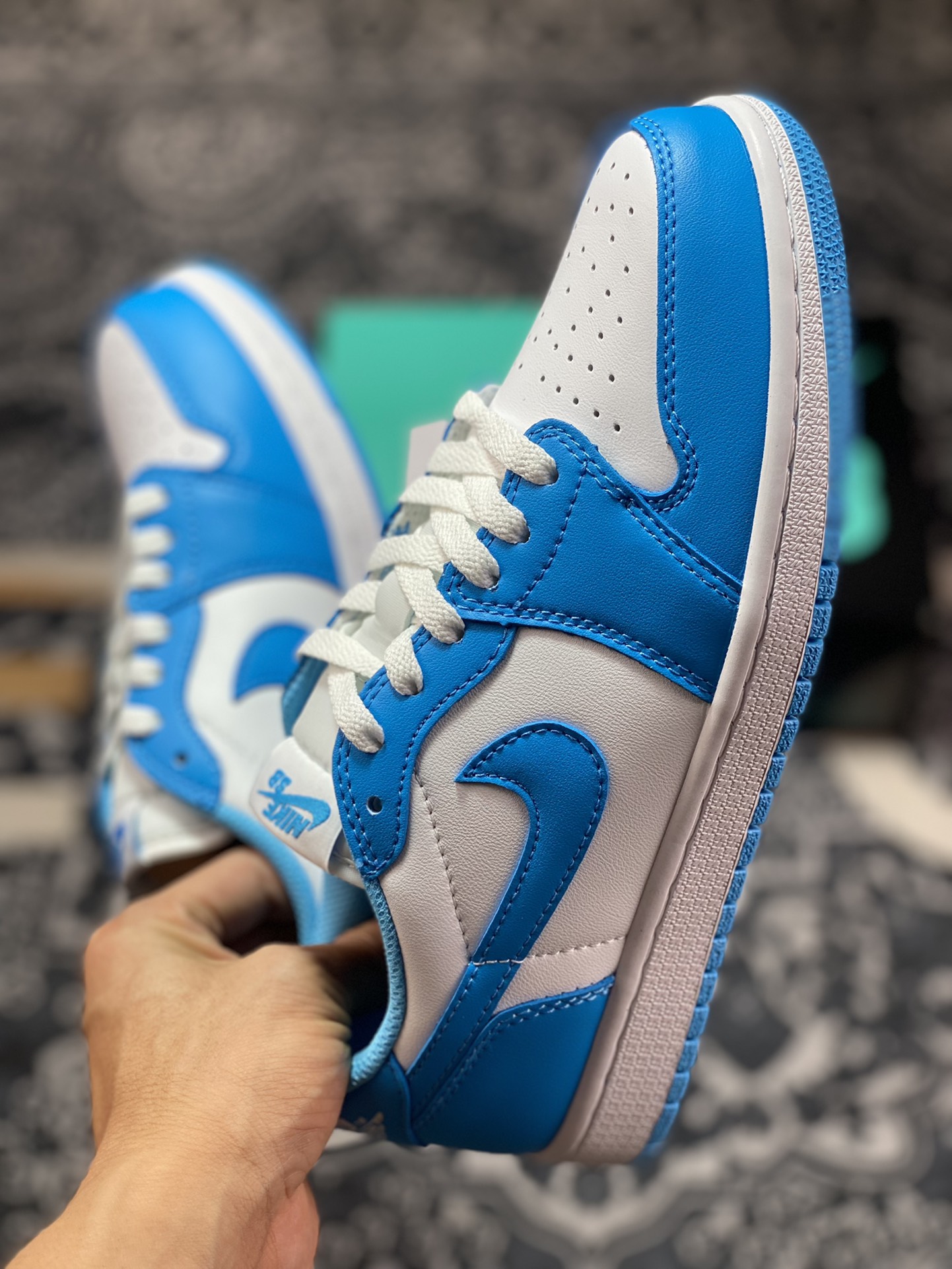 NK SB x Air Jordan 1 Low North Carolina Blue CJ7891-401