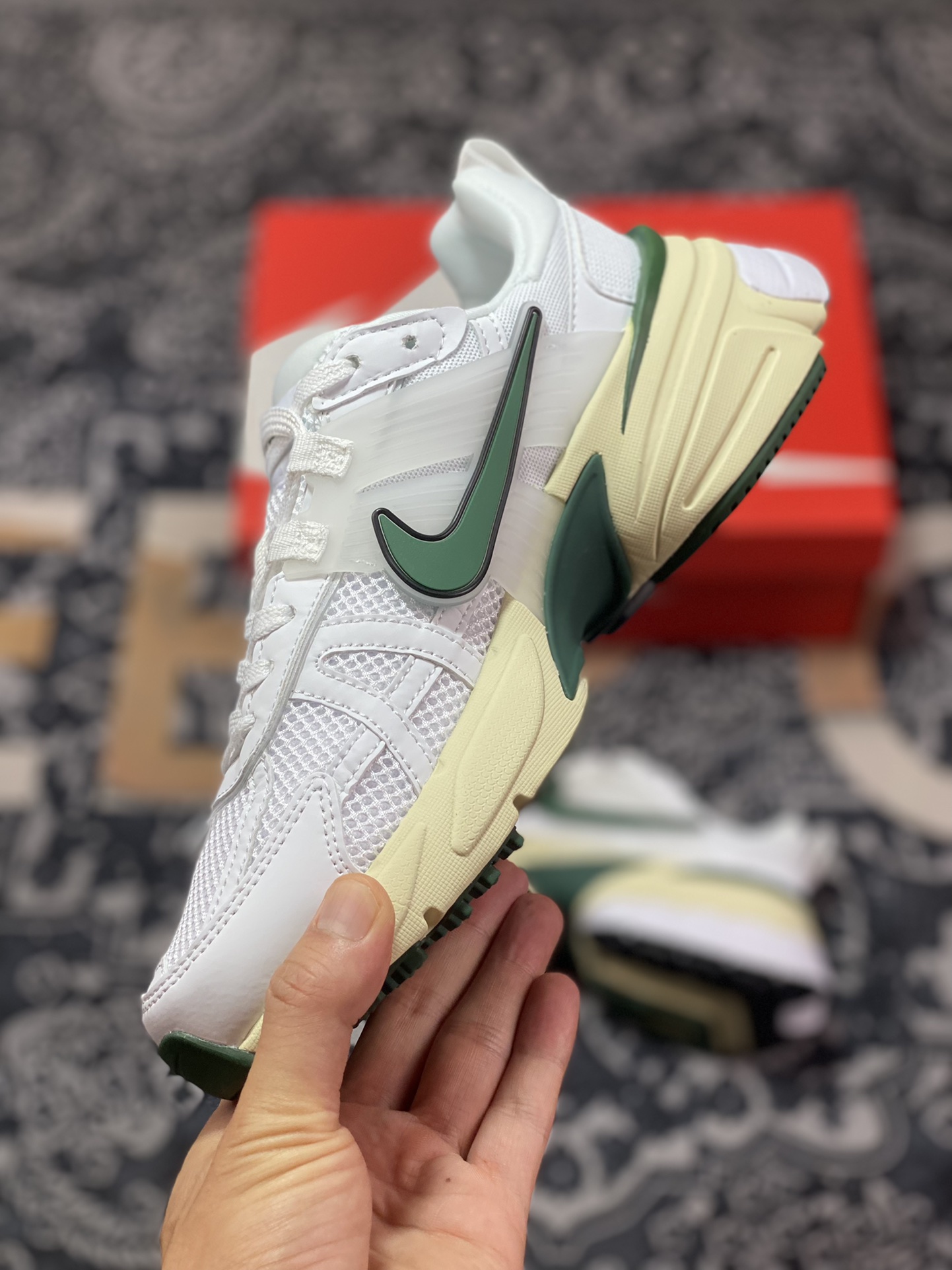 220 RA Nike Runtekk Summit White Metallic Silver 佛莫罗复古单品 复古老爹鞋跑步鞋 FD0736-101