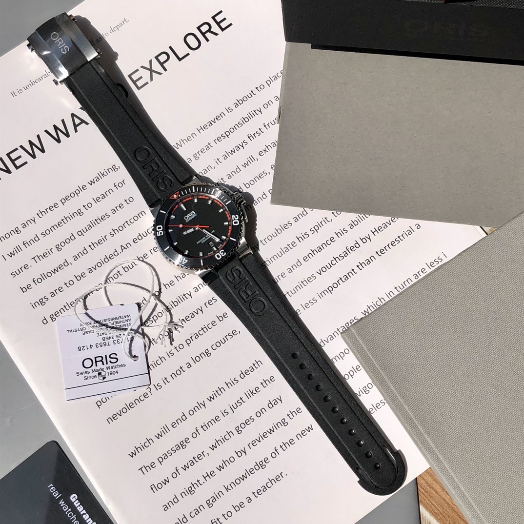 Часы Oris