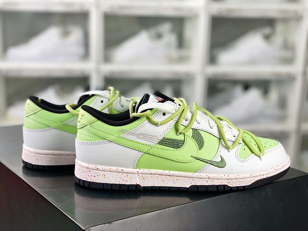 SB Dunk Low ”Multi-Color/Swoosh” dunk series low-top sneakers ”white fluorescent green and yellow rope triple hook” FD4623-148