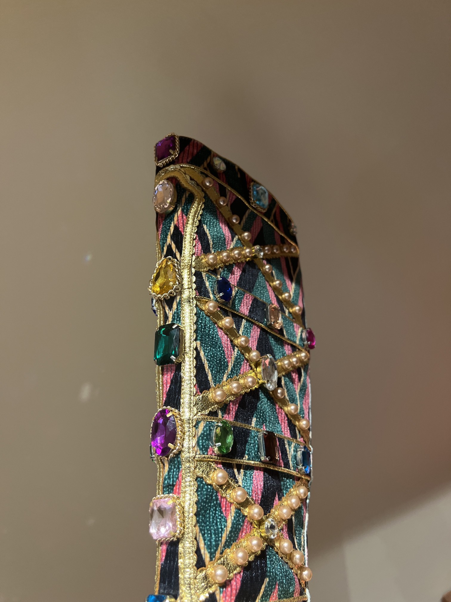 Dolce & Gabbana Water Drilling King: Luxury Shoes with Italian Aesthetics - 图片 5