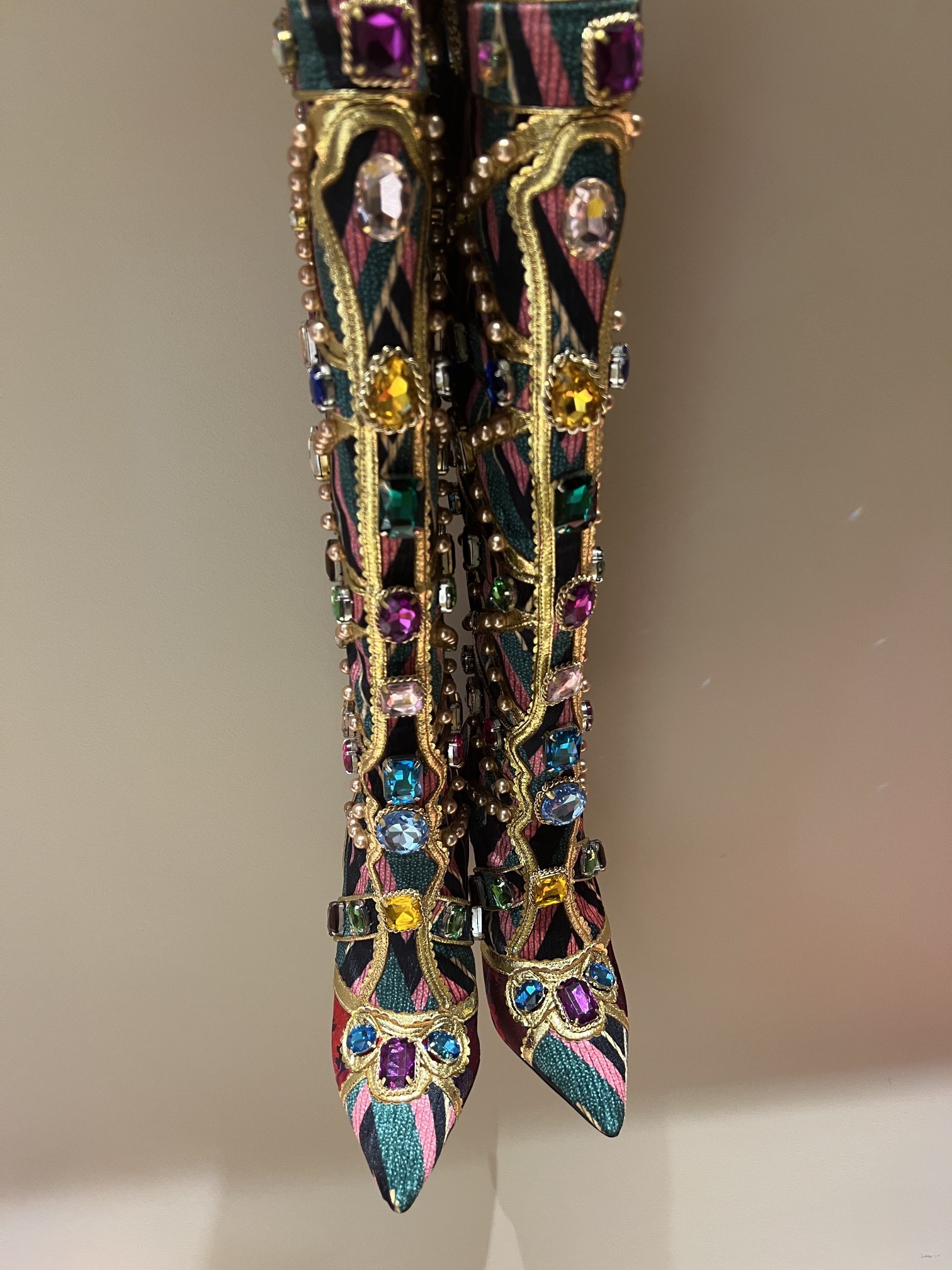 Dolce & Gabbana Water Drilling King: Luxury Shoes with Italian Aesthetics - 图片 4