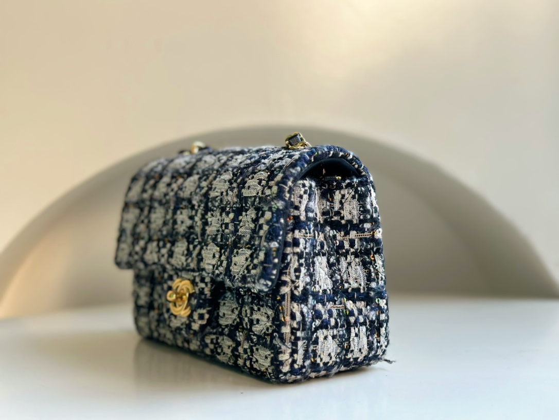 CHANEL 23P handmade tweed CF. Limited edition, hard to come by. Very popular with celebrities and bloggers. Can be worn on one shoulder and acros