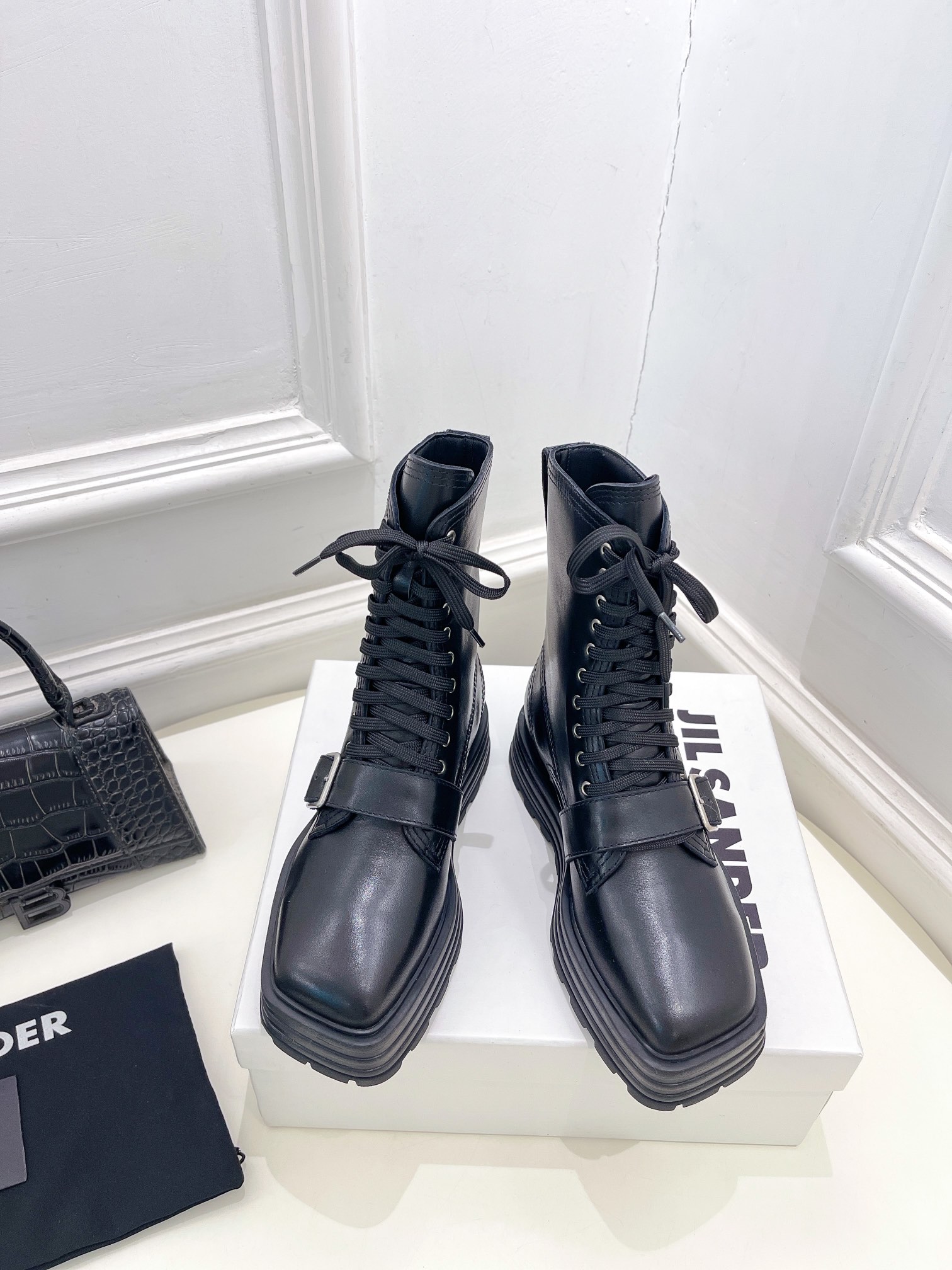 JilSander吉尔桑达2023秋