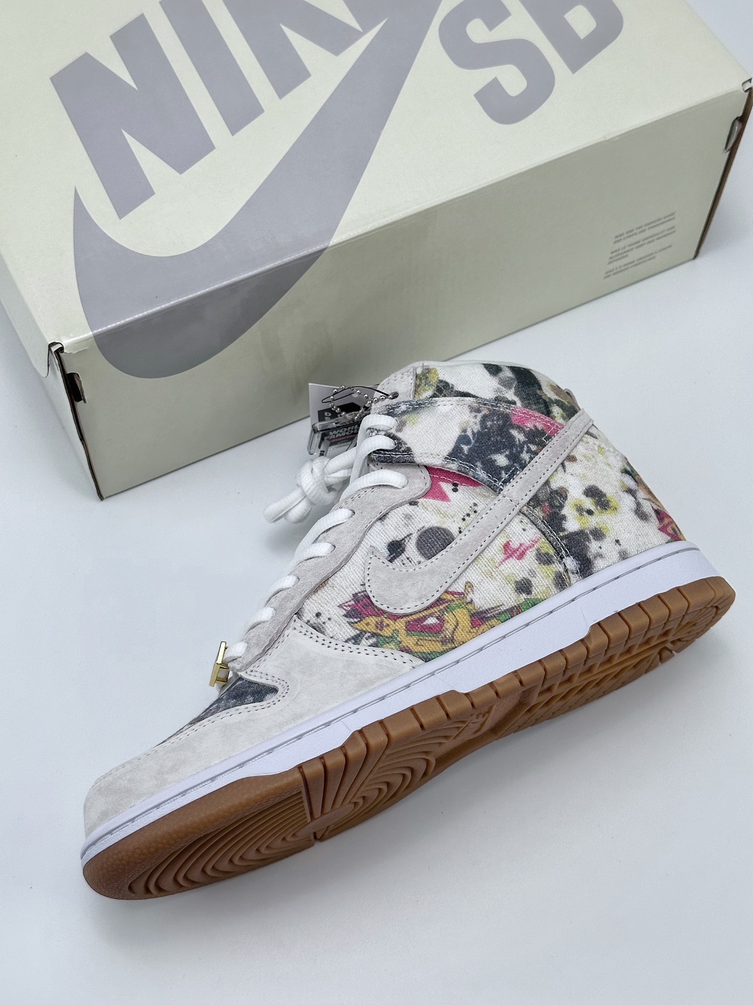 Nike SB Dunk High x Supreme ”Rammellzee” joint graffiti FD8779-100