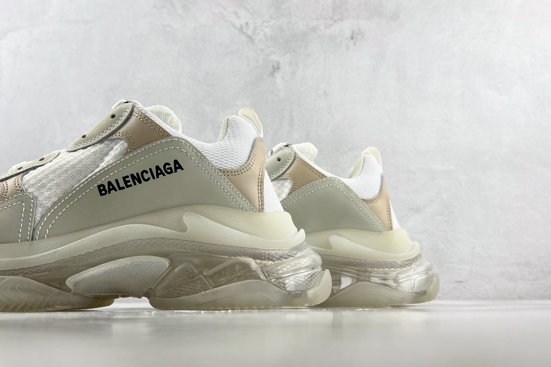 Balenciaga巴黎世家 Triple S 白灰 541624 W09E1 9000