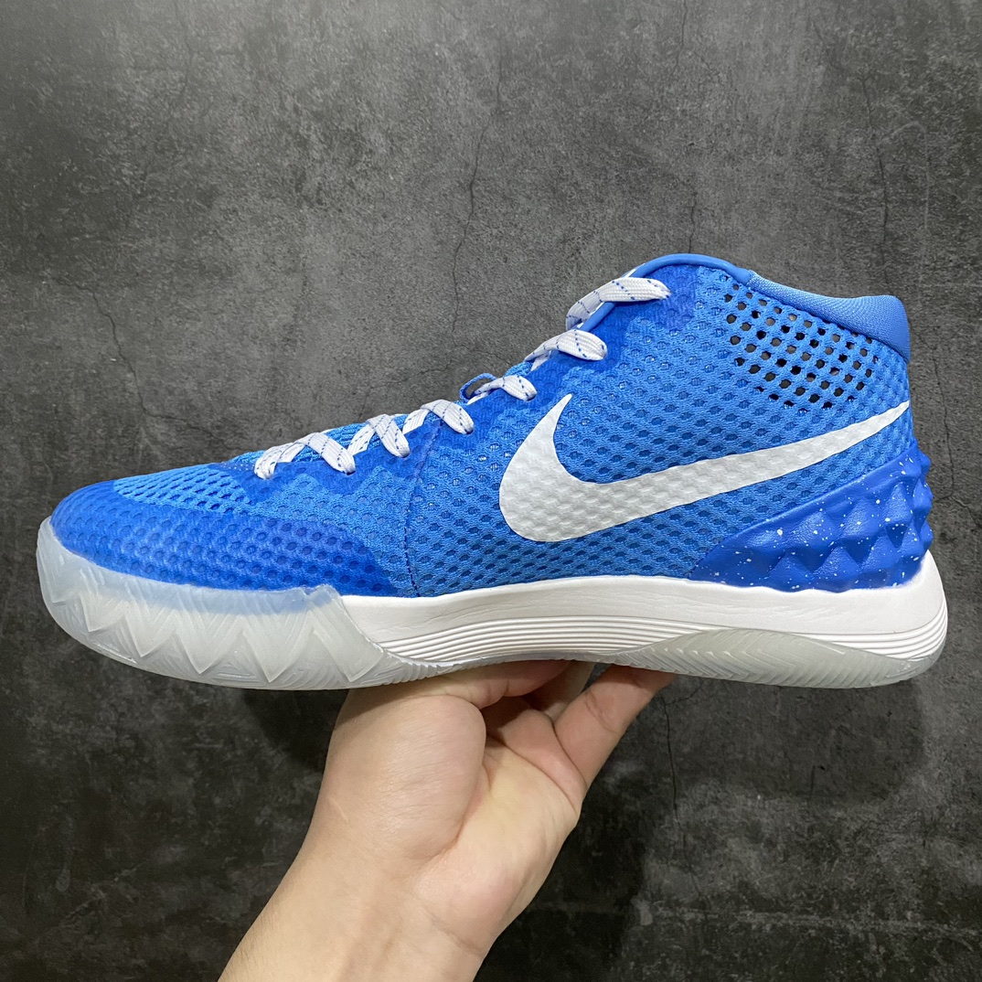 K version pure original NK Kyrie 1 Kyrie Irving first generation actual basketball shoes North Carolina blue 705277-401