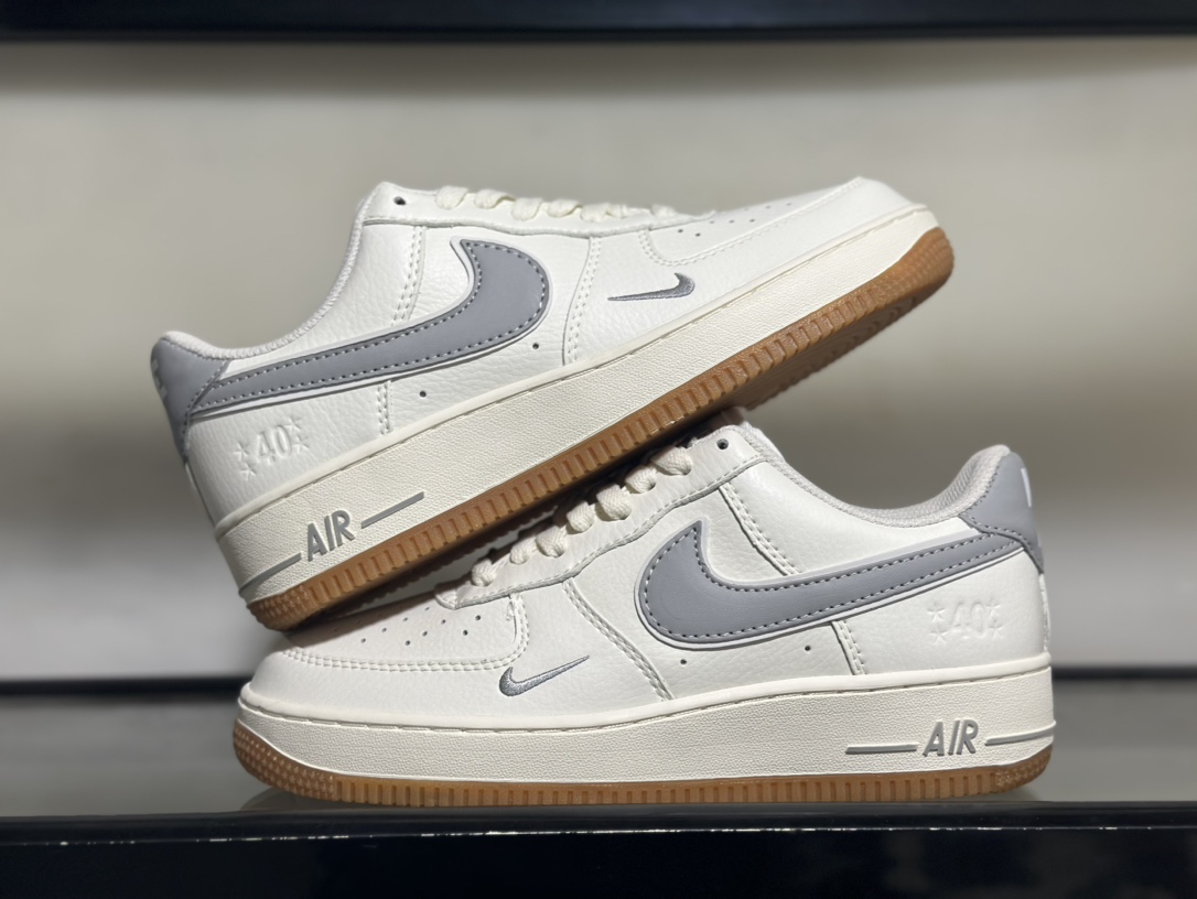 NikeAirForce1Low40