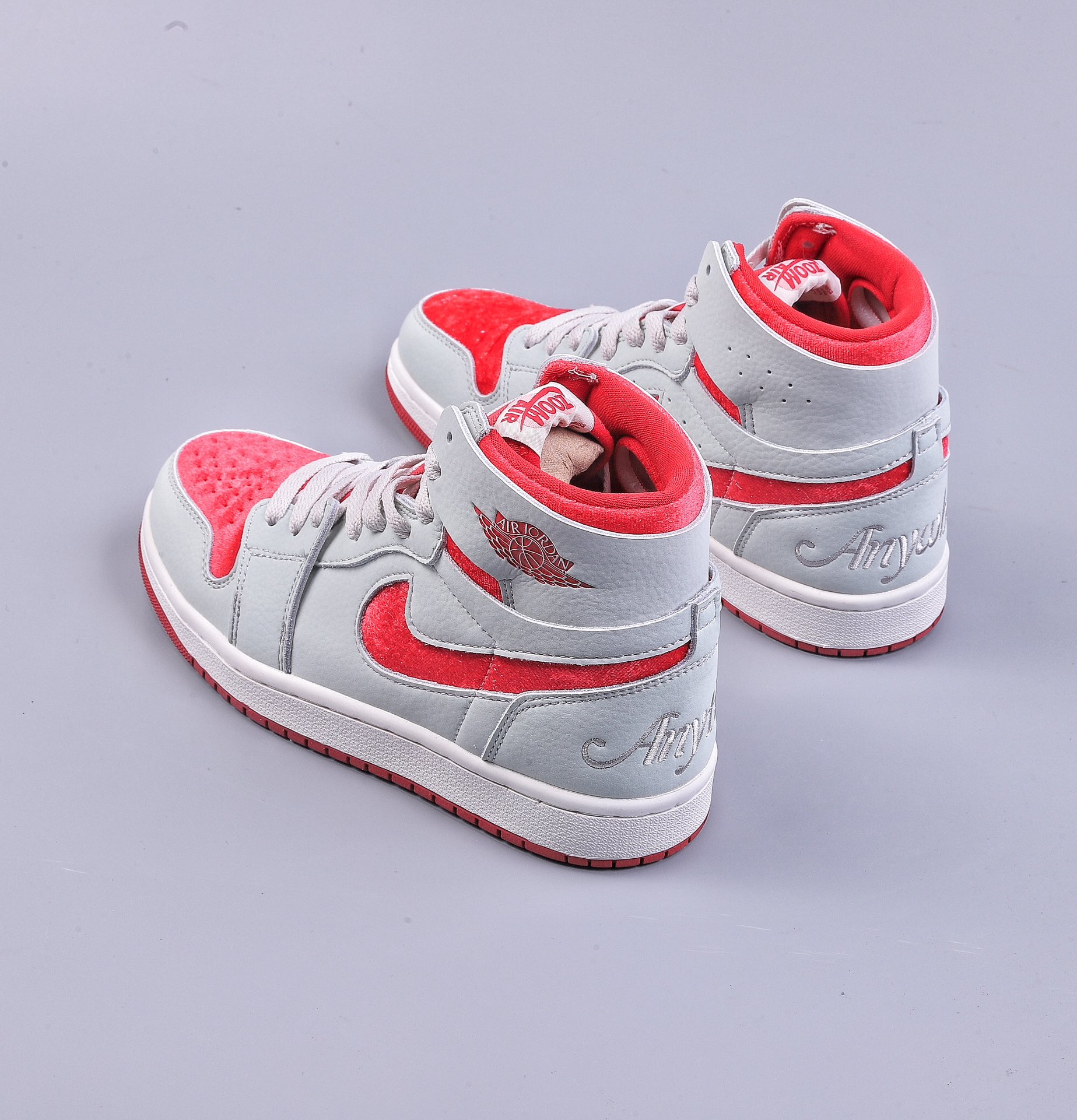 Air Jordan 1 Zoom CMFT 2 ”Valentine's Day” DV1304-106