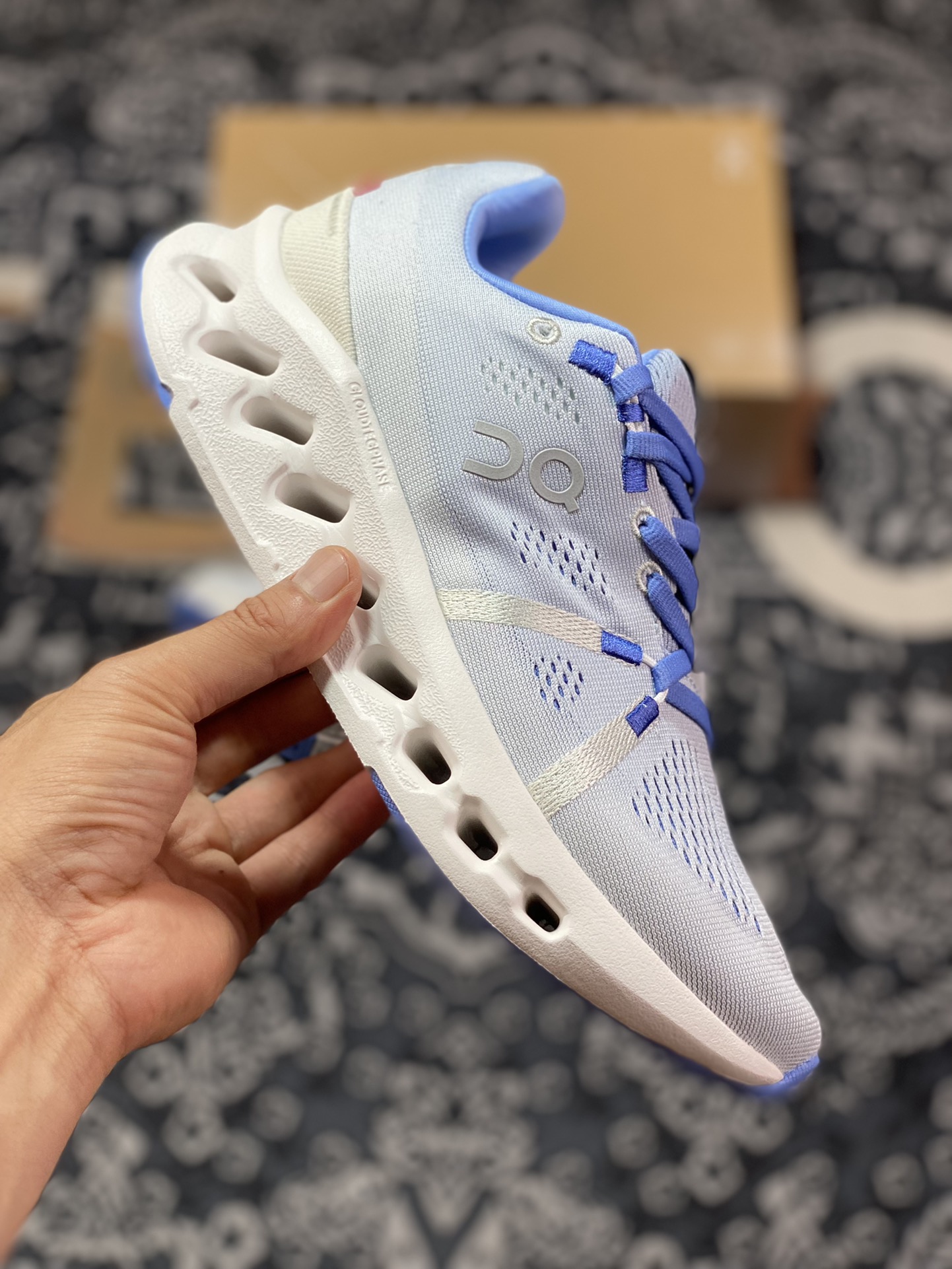 ON Running Cloudsurfer Road Rod Series Low-top Thick-soled Jogging Shoes ”Mesh Light Blue and White” 3WD10441203