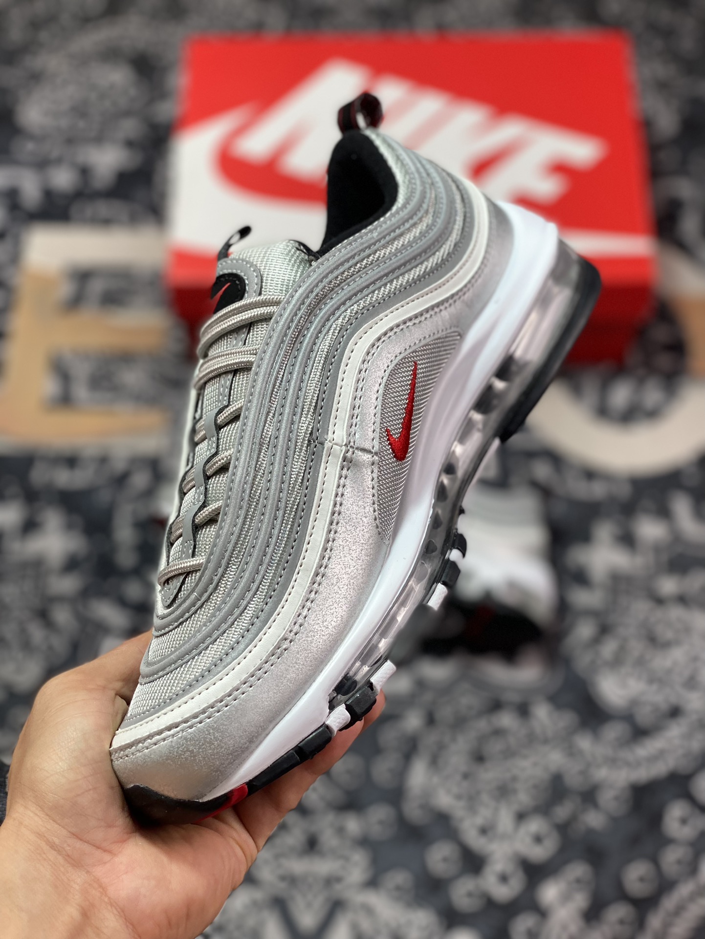 NK Air Max 97 OG Silver Bullet 884421-001