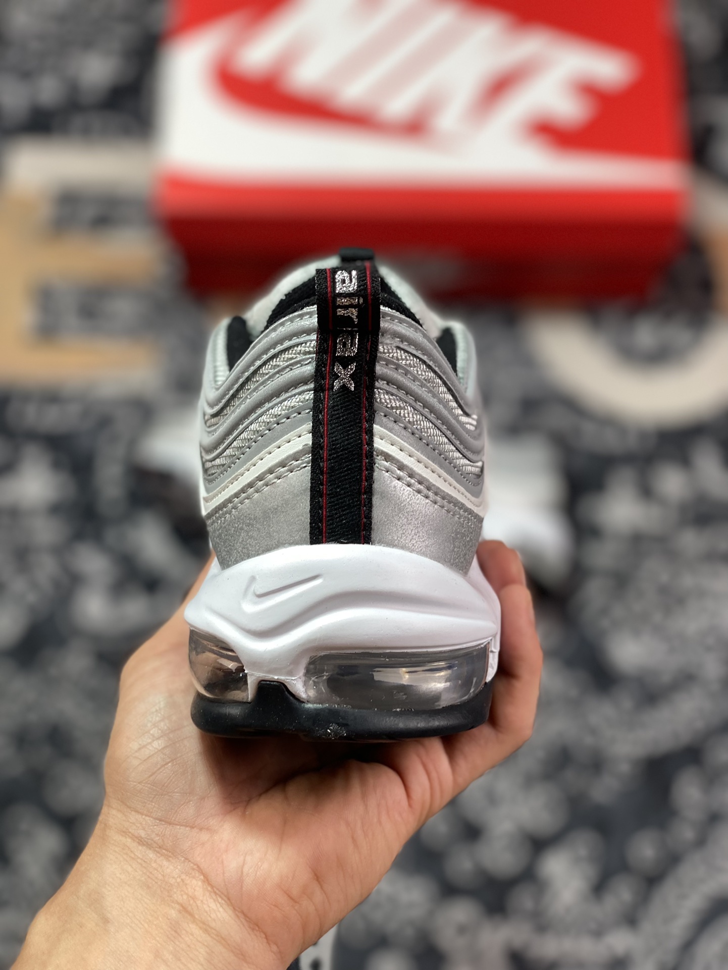 NK Air Max 97 OG Silver Bullet 884421-001