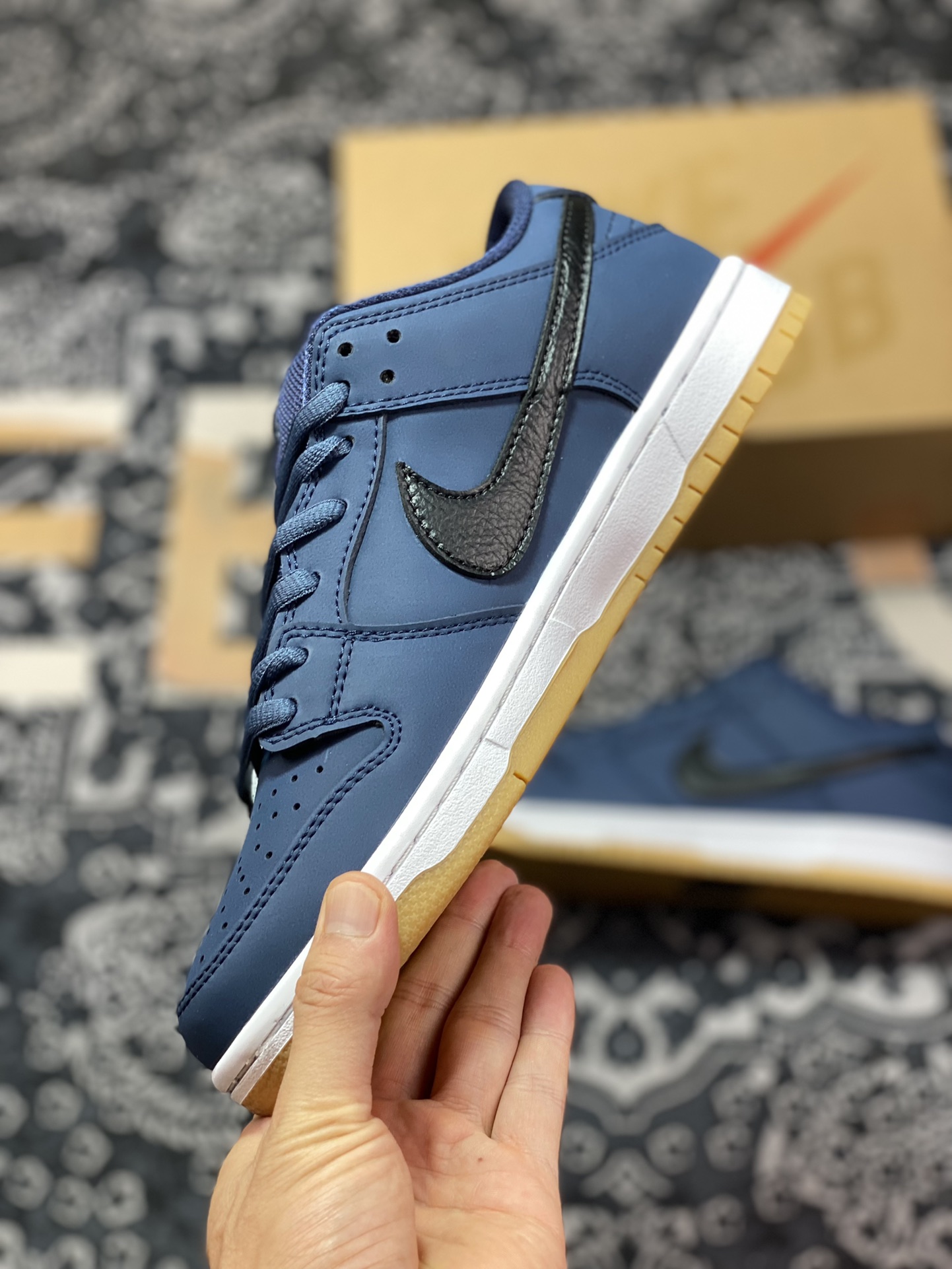 Nike SB Dunk Low ”Navy Gum” Navy Blue Rubber CW7463-401