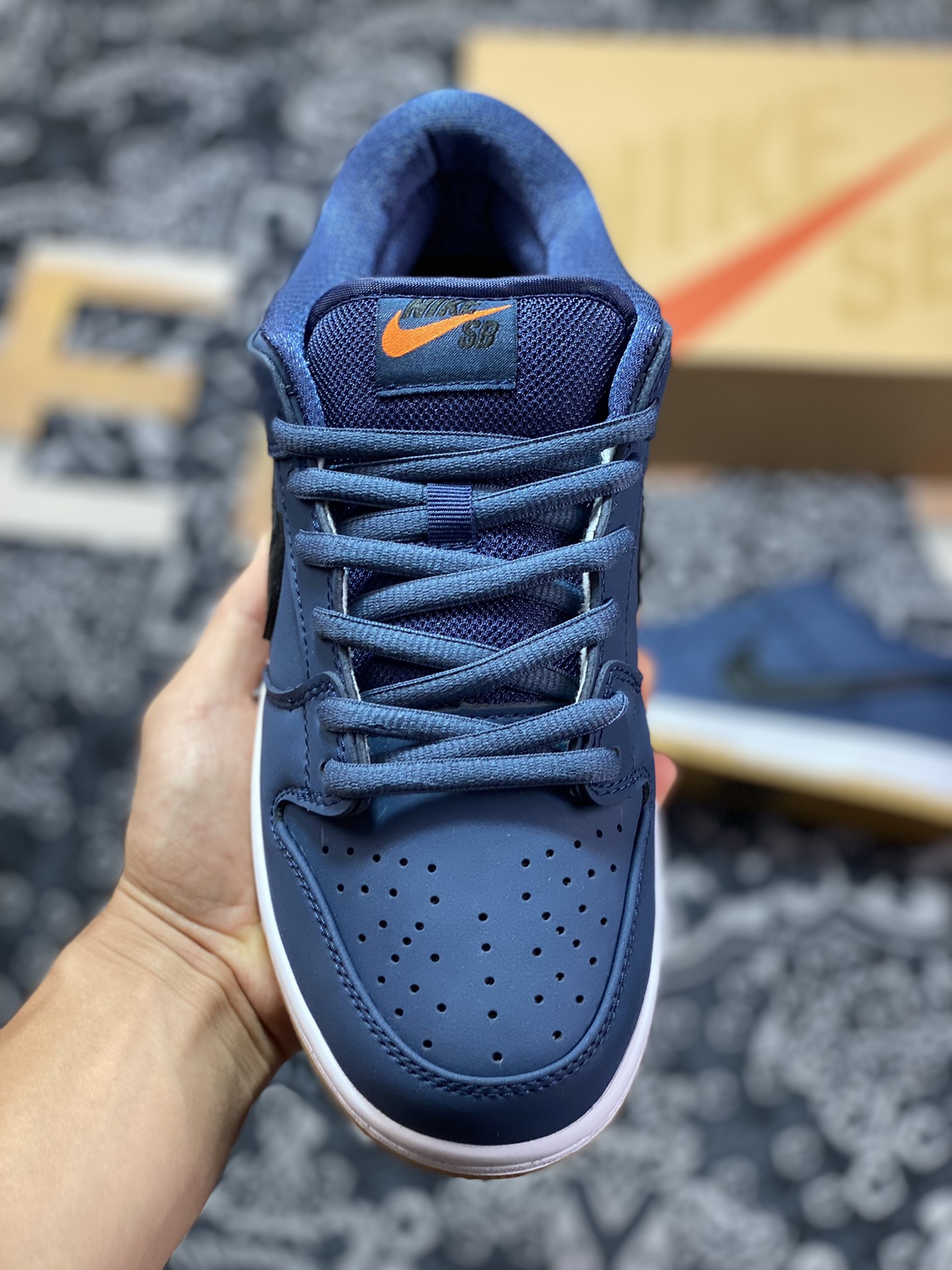 Nike SB Dunk Low ”Navy Gum” Navy Blue Rubber CW7463-401