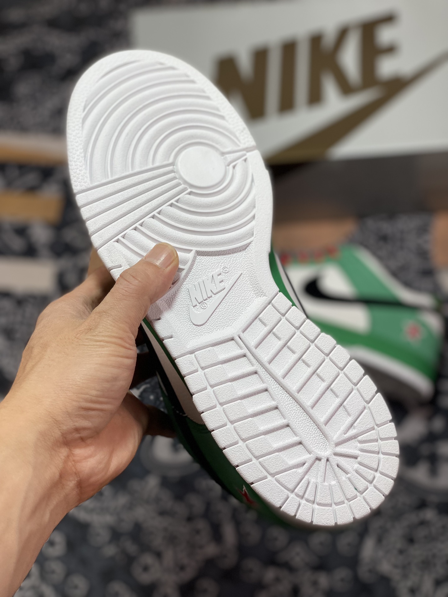 NK Dunk SB LoW Heineken Heineken ultra limited edition low-top sports casual shoes 304292-302